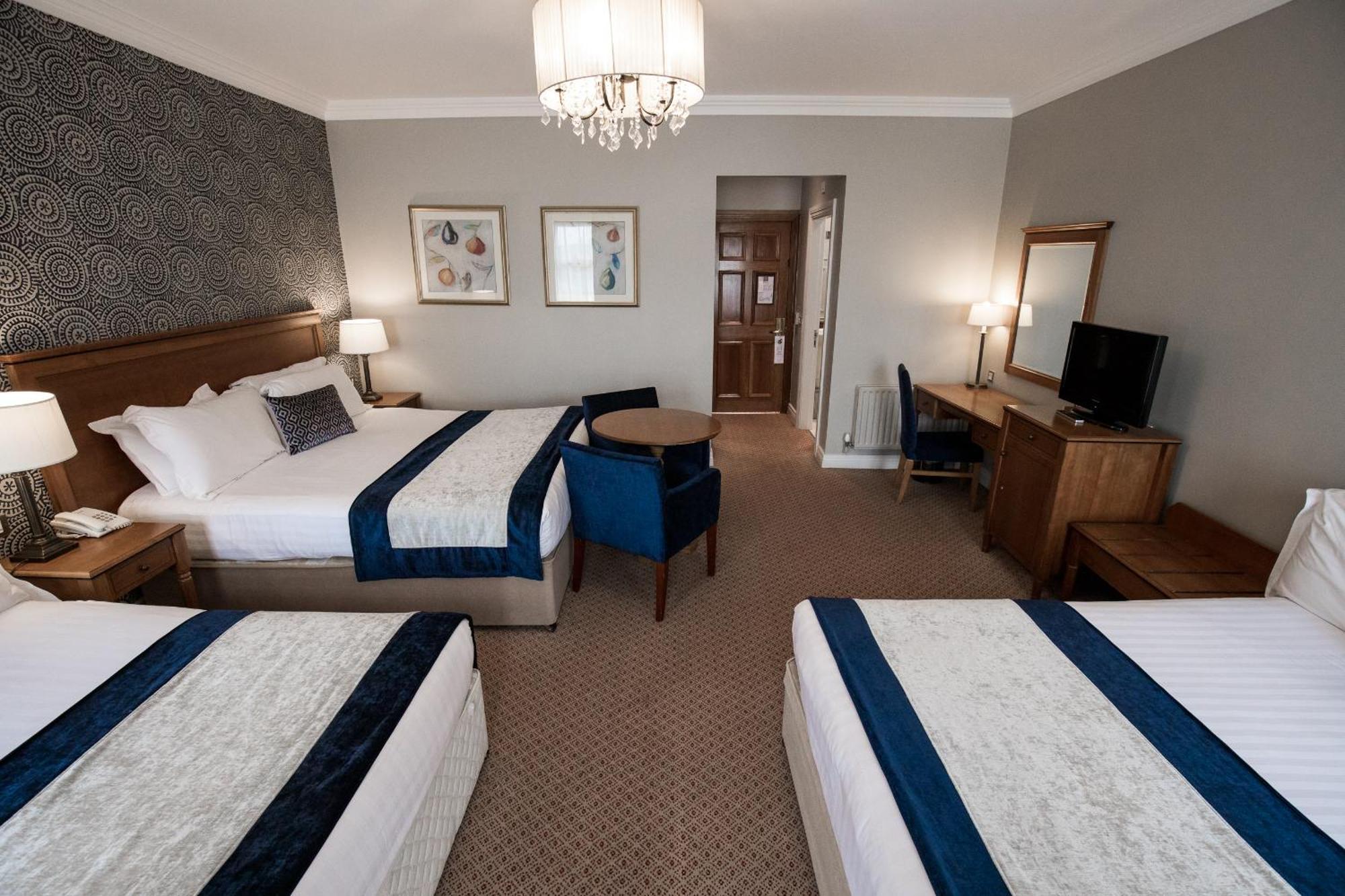 Clanard Court Hotel Athy Bagian luar foto